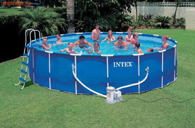 INTEX Бассейн каркасный круглый Intex 549х122 см (видео, фильтр-насос 220В, лестница, настил, тент) Metal Frame Pool